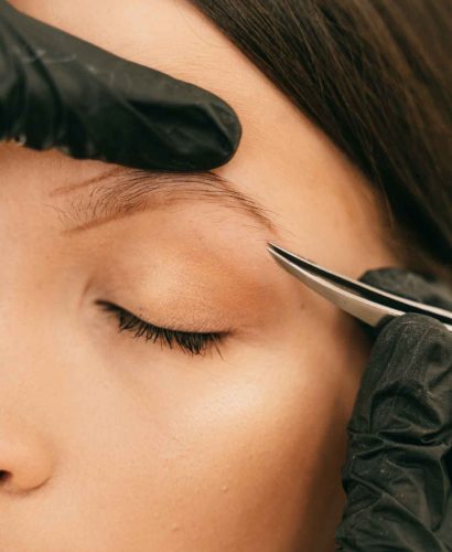 barvanje-in-oblikovanje-obrvi